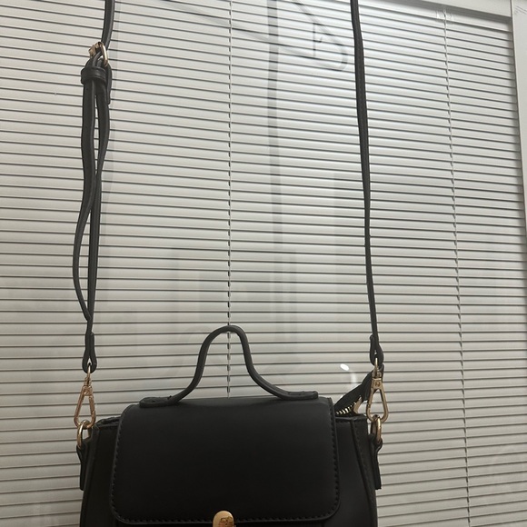 Isabelle Chic Black Vegan Leather Crossbody Bag with Gold Accents - Picture 7 of 7